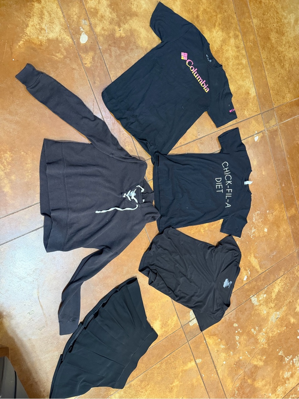 Black Columbia & Graphic Tee Bundle - 5 Piece Casual Set
